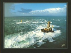 Phare de la Vieille by Yannick Le Gal